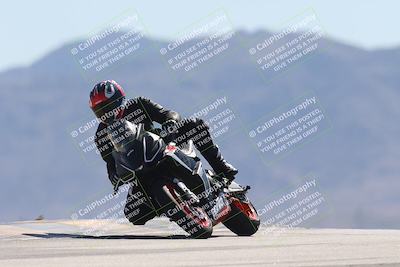 media/Oct-13-2025-Moto Forza (Mon) [[a66d839500]]/3-B Group/Session 4 (Turn 9)/